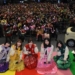 【アイドル】クリスマスの秋葉原で「ももクロ」が公開収録　関根勤もゲスト登場し持ちネタ「浦賀に来航したペリー」披露